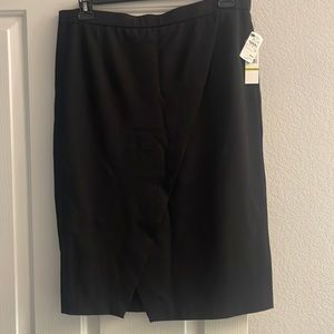 Laundry by Shelli Segal size 14 black skirt